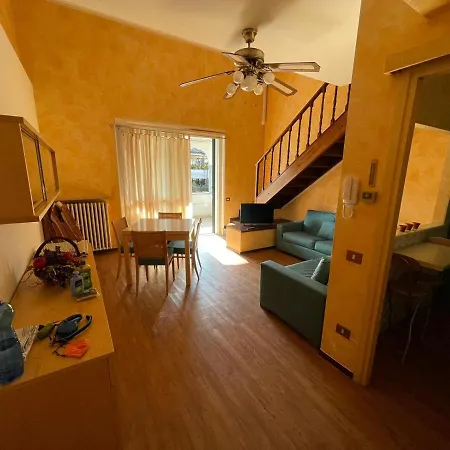 Apartment With Lake View